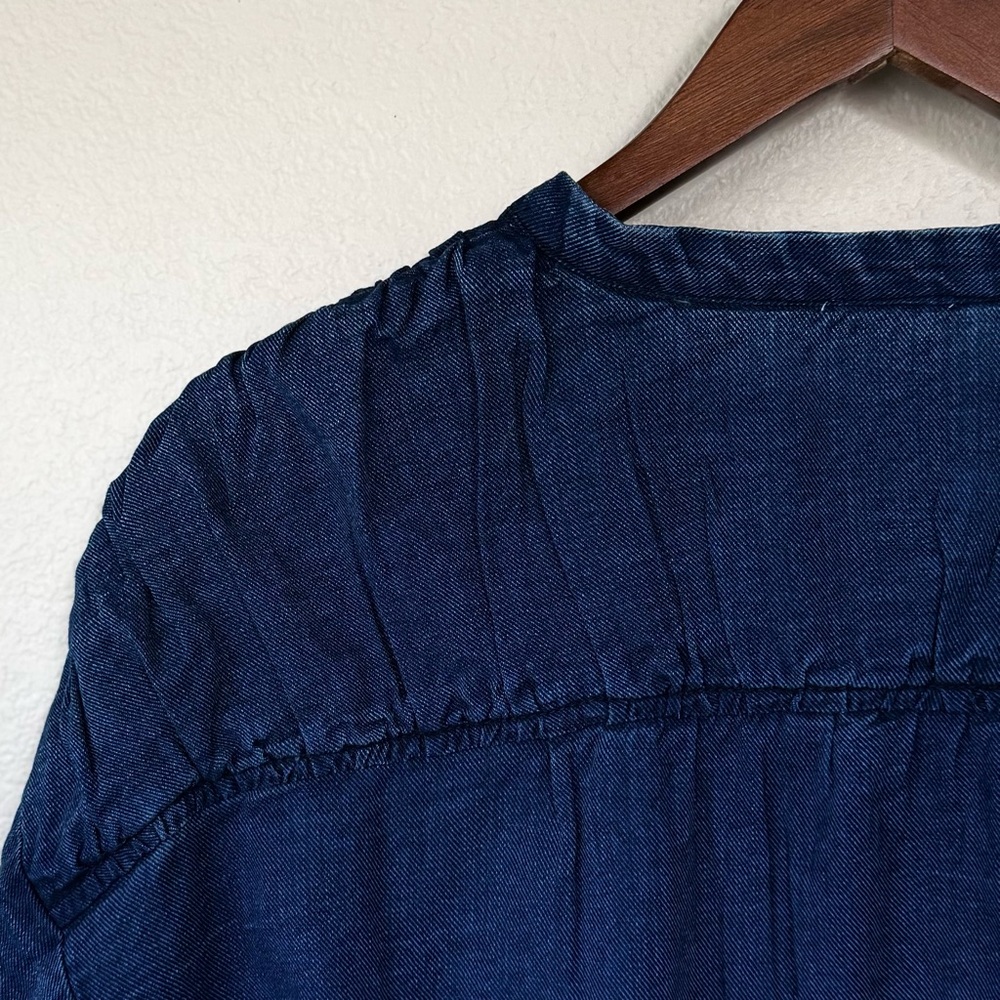 ANTHROPOLOGIE 1X PILCRO Henley Blouse in Dark Denim • Chambray Top Modern Boho - Picture 6 of 8